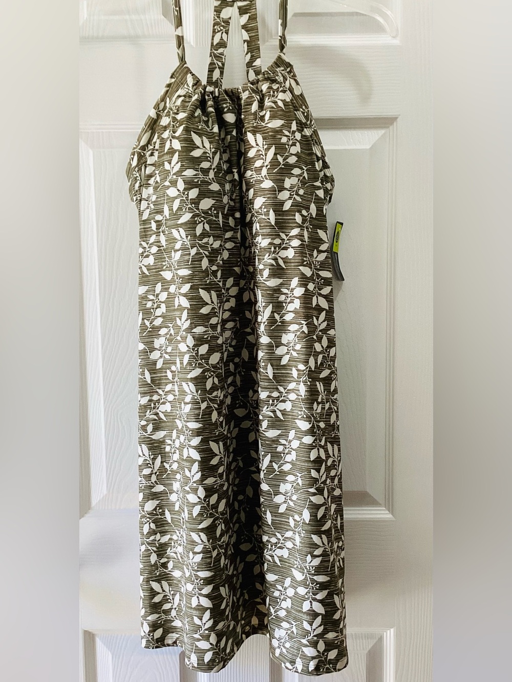 Eddie Bauer Olive Green and White Leaf-Print Dress